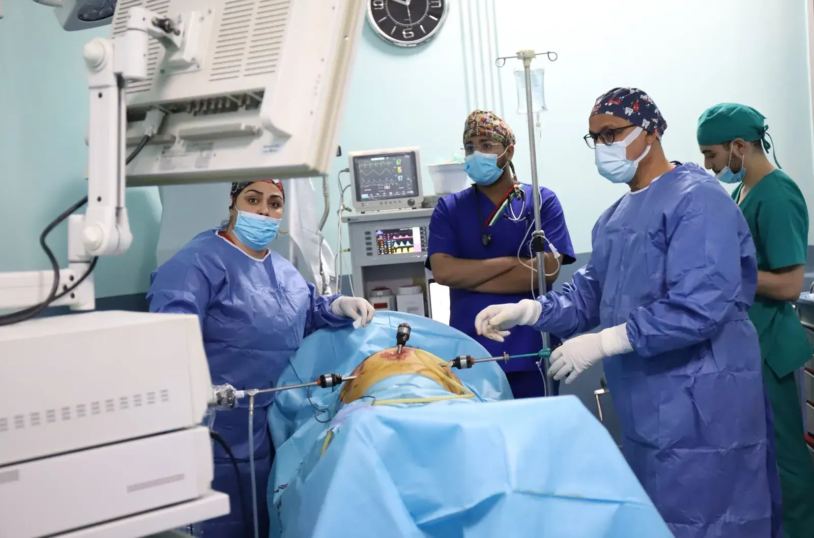 Cure de hernie par laparoscopie — Clinique Achifaa Oujda