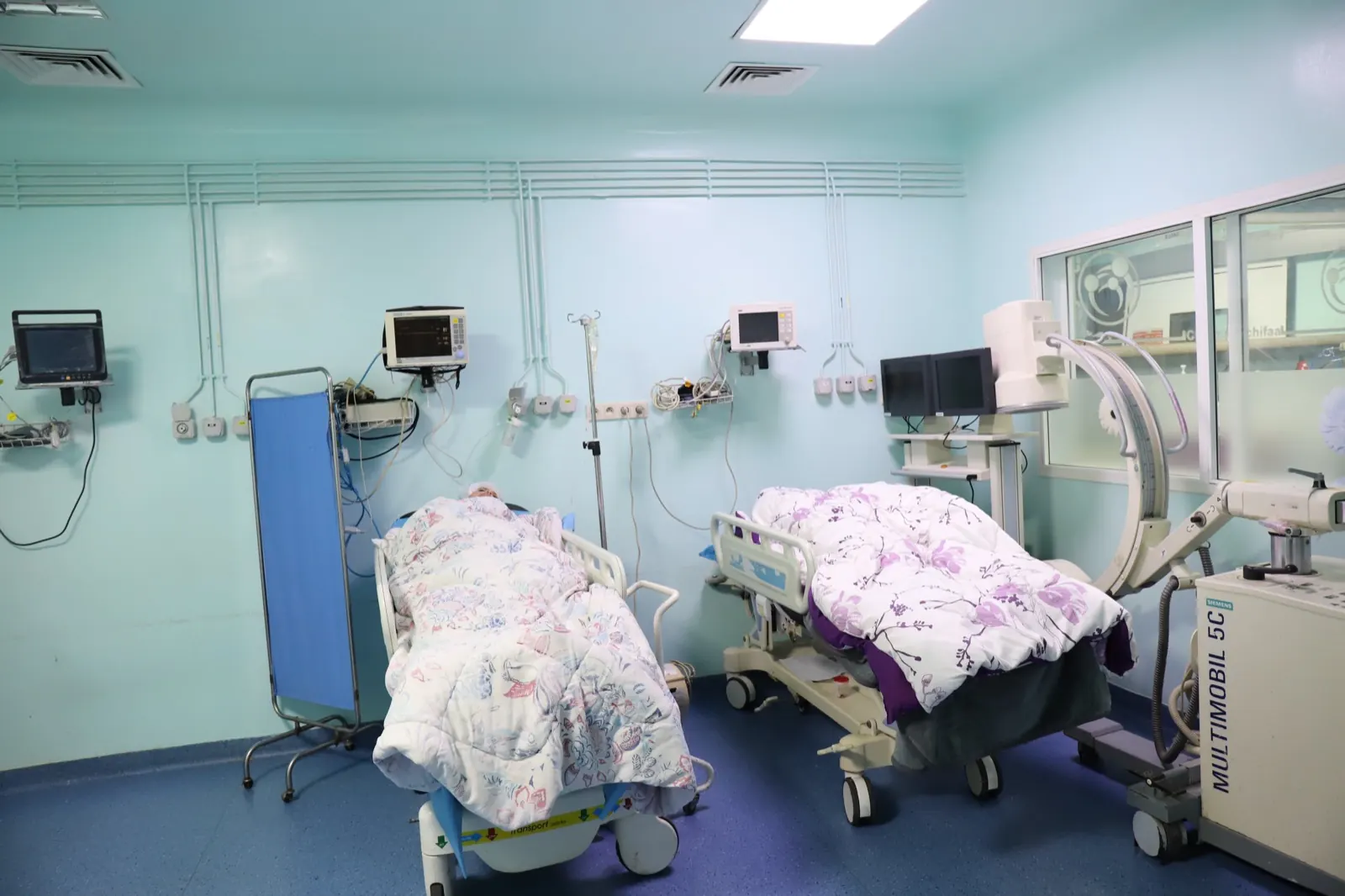 Salle de soins intensifs — Clinique Achifaa Oujda